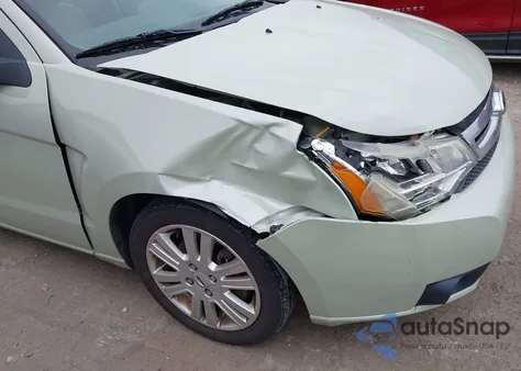 2011 Ford Focus Sel z USA, uszkodzony, nr VIN 1FAHP3HN1BW145246